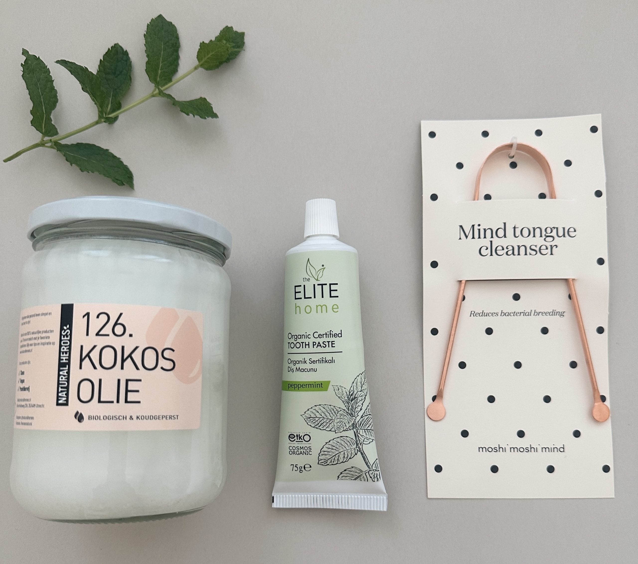 Natural Oral Hygiene Starter Kit - Glow unrefined coconut oil, natural toothpaste and tongue scraper