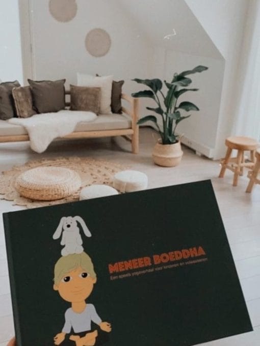 Children's book Mr. Buddha - Glow