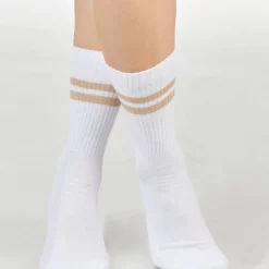 SERENA sok wit– sportief design met retro tennislook